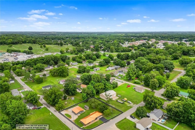 812 W Royle St, Richmond, MO 64085 - aerial perspective of suburban area with property parcel outlined