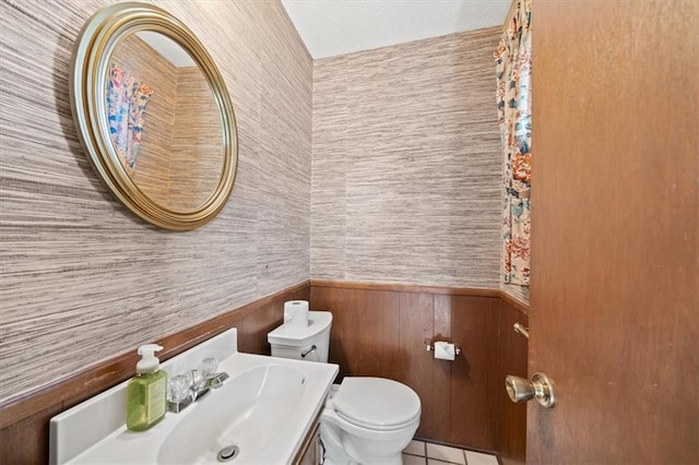 9444 Connell Dr, Overland Park, KS 66212 - photo 23