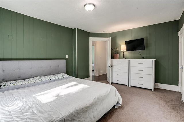 404 S Sycamore St, Ottawa, KS 66067 - view of carpeted bedroom