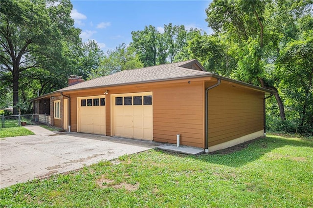 6327 Yecker Ave, Kansas City, KS 66104 - garage with driveway