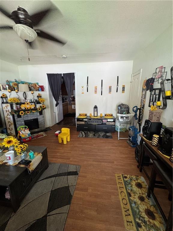 1924 Clay St, Saint Joseph, MO 64501 - photo 2