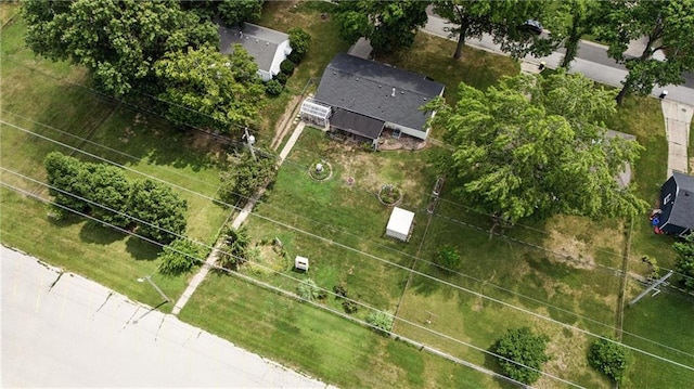 5530 N Flora Ave, Kansas City, MO 64118 - photo 23