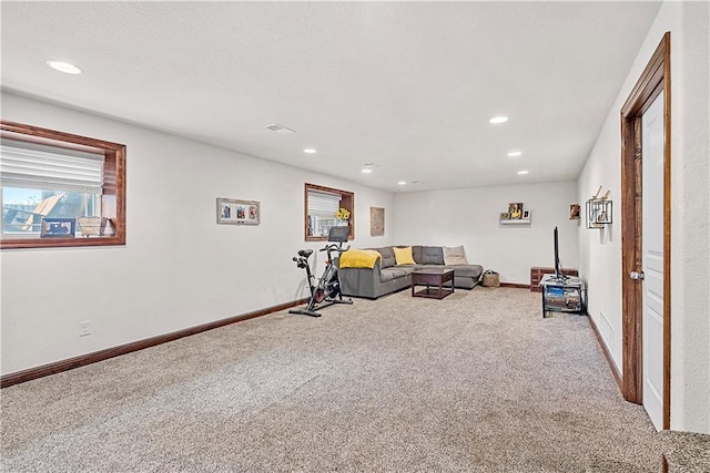 1658 Davis Cir, Eudora, KS 66025 - carpeted living area with recessed lighting and baseboards