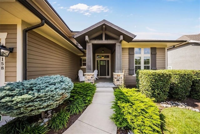 9158 W 178th Ter, Overland Park, KS 66013 - doorway to property featuring a porch