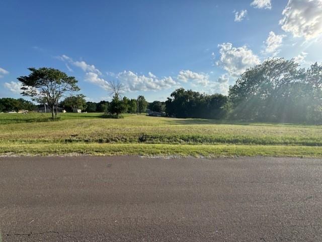 Admiral Dr, Gallatin, MO 64640 - photo 1
