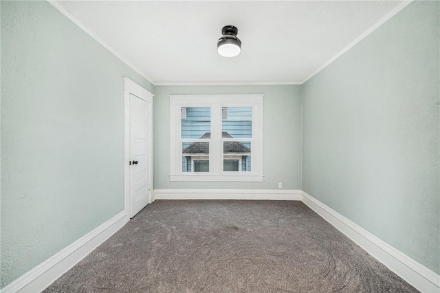 3344 Chestnut Ave, Kansas City, MO 64128 - unfurnished room with dark carpet and crown molding