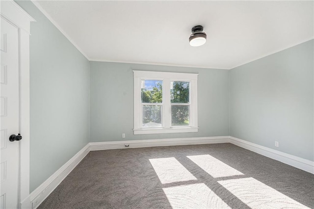 3344 Chestnut Ave, Kansas City, MO 64128 - unfurnished room with carpet flooring and ornamental molding
