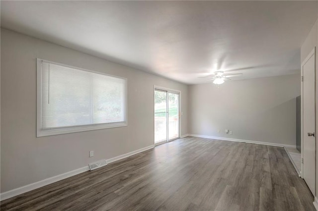 1605 NE 72nd St, Gladstone, MO 64118 - photo 5