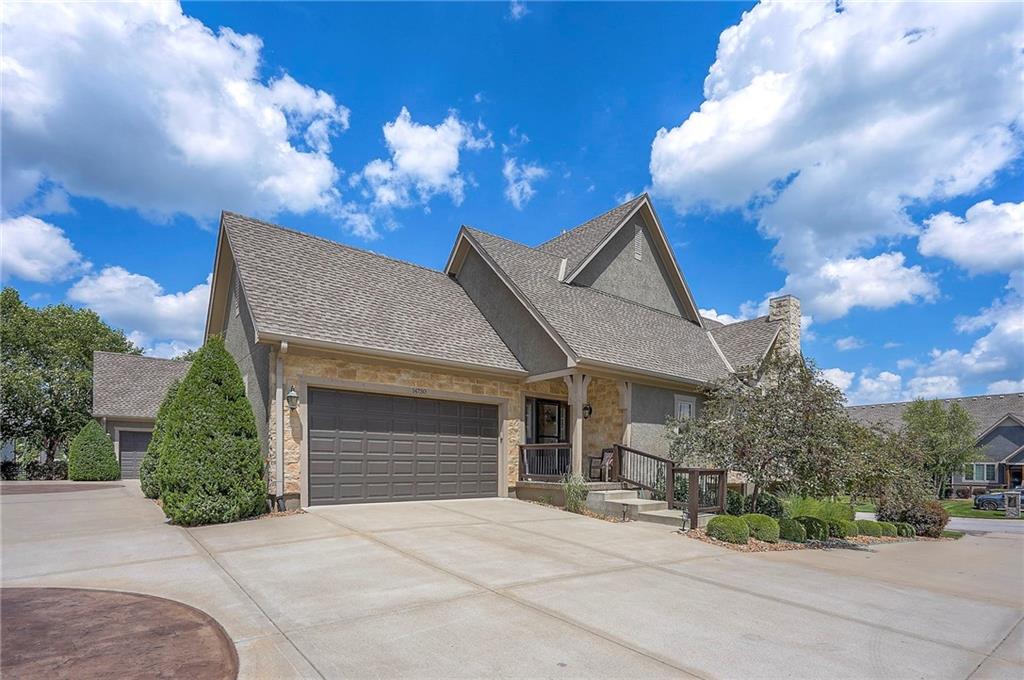 14730 Meadow Ln, Leawood, KS 66224 - photo 1
