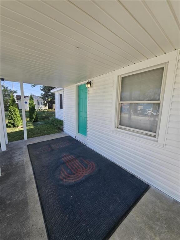 11601 E US Highway 24th Rd, Independence, MO 64054 - view of patio / terrace