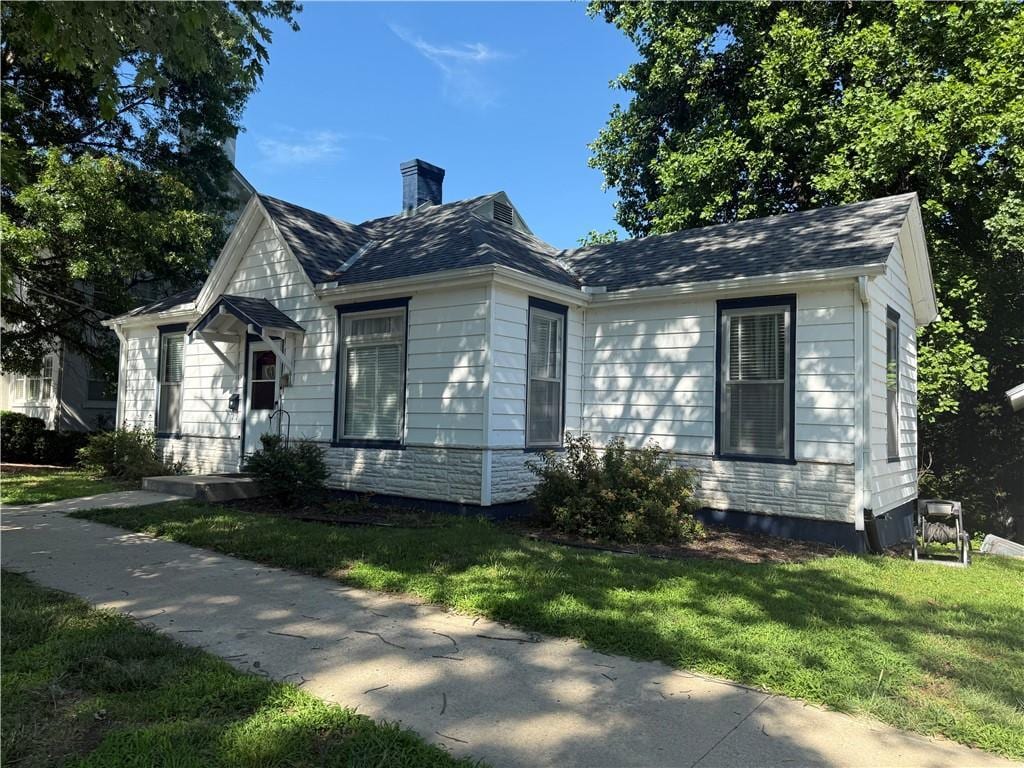 610 N 5th St, Atchison, KS 66002 - photo 1