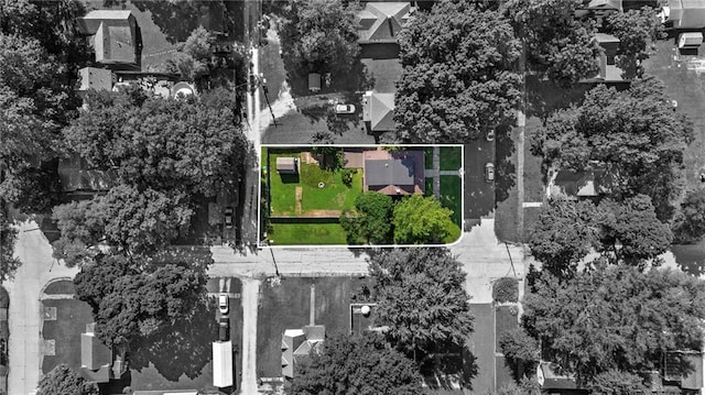 309 E Miami St, Paola, KS 66071 - aerial overview of property's location with property parcel outlined