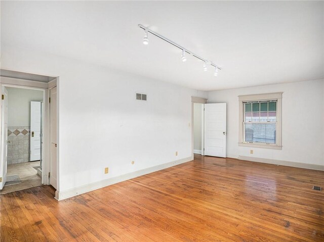 3839 Harrison Blvd, Kansas City, MO 64109 - photo 22