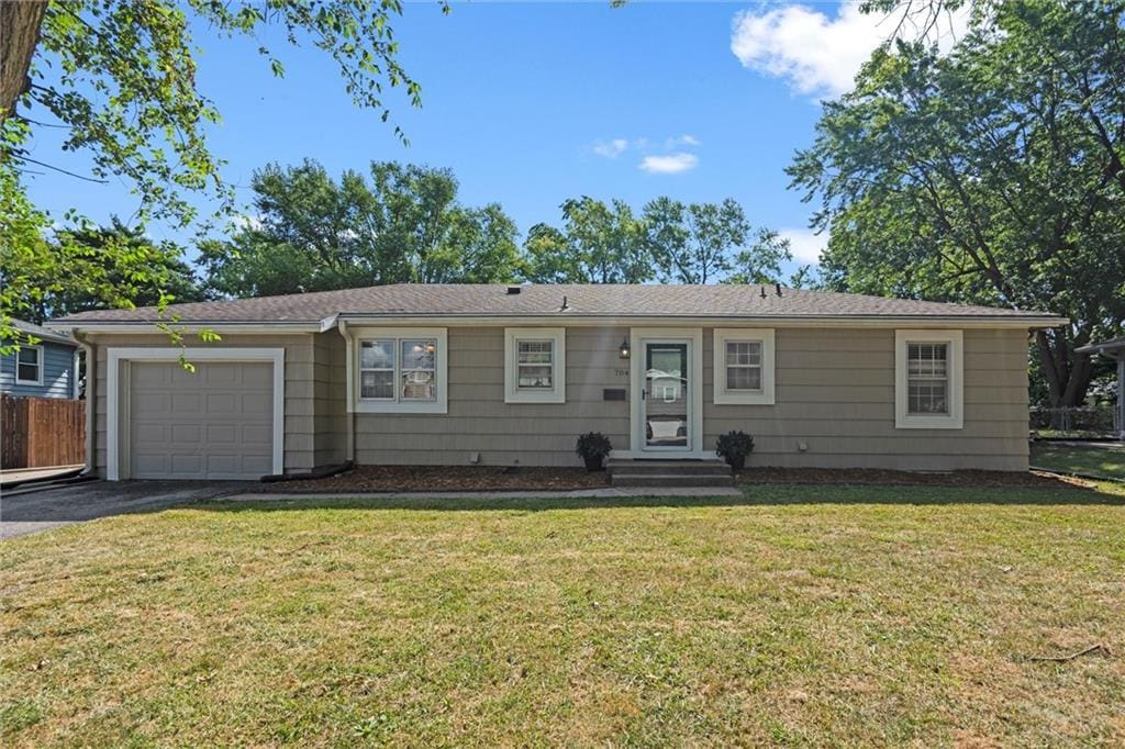 704 S Church St, Olathe, KS 66061 - photo 1