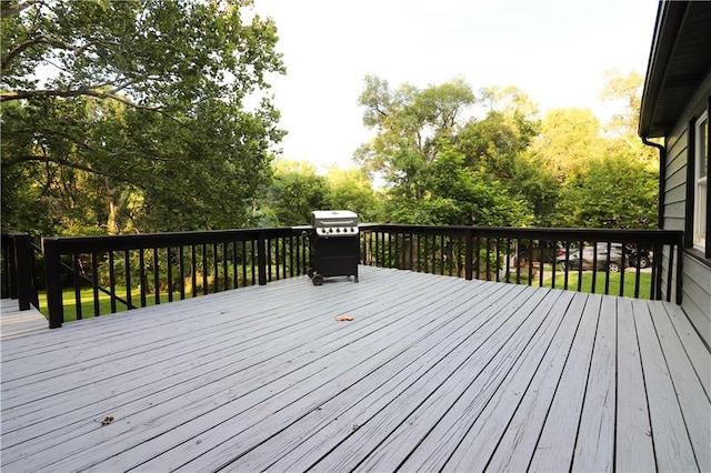818 W 30th St, Independence, MO 64055 - wooden terrace featuring area for grilling