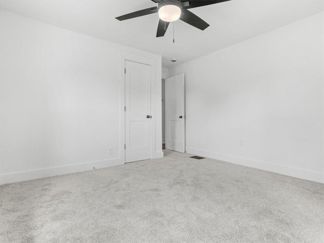 2832 Rushmore Ln, Saint Joseph, MO 64505 - unfurnished room featuring ceiling fan and carpet