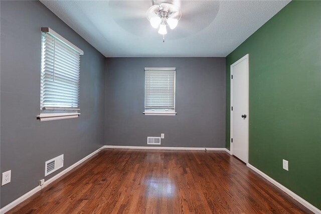 3909 S Marshall Dr, Independence, MO 64055 - photo 15