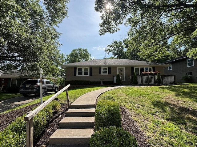 2425 Elephant Trl, Saint Joseph, MO 64506 - ranch-style home with a front yard