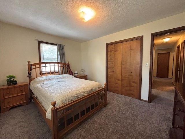 2425 Elephant Trl, Saint Joseph, MO 64506 - carpeted bedroom with a textured ceiling and a closet