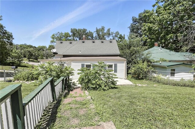 216 Dunbar Ave, Excelsior Springs, MO 64024 - back of house