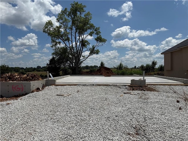 3601 W 187th St, Overland Park, KS 66085 - view of yard