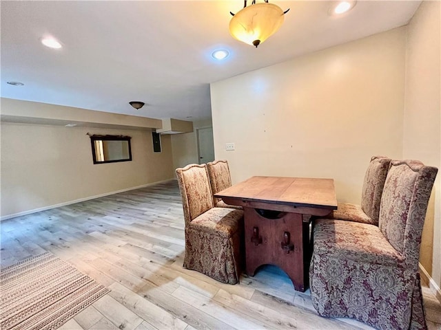 2811 Chatelain Ct Unit A, Independence, MO 64057 - dining space featuring light wood-type flooring and recessed lighting