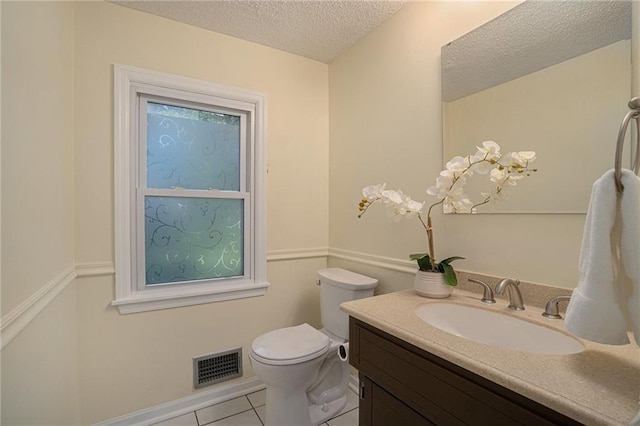 212 S Montclaire Dr, Olathe, KS 66061 - photo 17