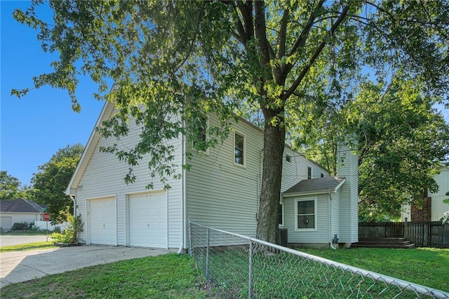 212 S Montclaire Dr, Olathe, KS 66061 - photo 30