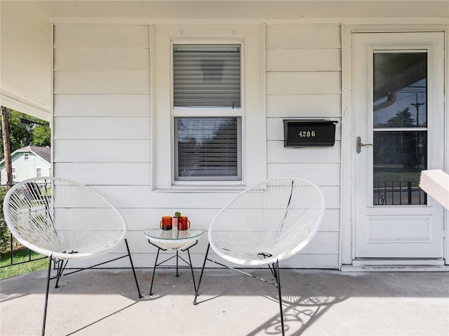 4206 Mission Rd, Kansas City, KS 66103 - view of patio / terrace
