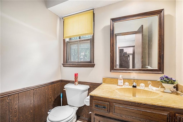 10301 Howe Dr, Leawood, KS 66206 - photo 14