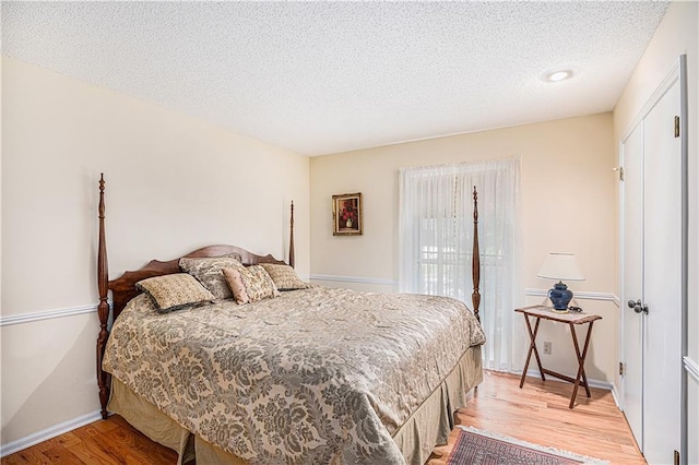 10301 Howe Dr, Leawood, KS 66206 - photo 21
