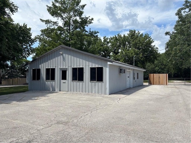 4202 Dr Greaves Rd, Grandview, MO 64030 - view of garage