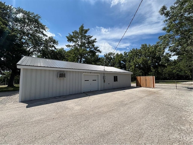 4202 Dr Greaves Rd, Grandview, MO 64030 - view of garage