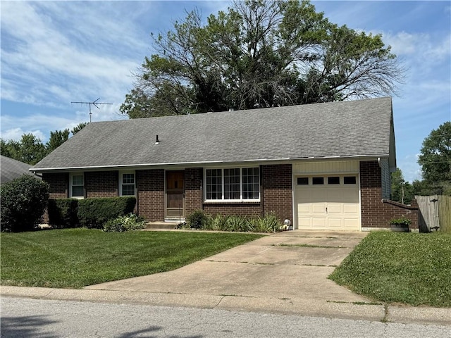 900 N King Ave, Harrisonville, MO 64701 - photo 1