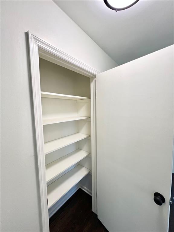 10806 W 96th St, Overland Park, KS 66214 - view of closet