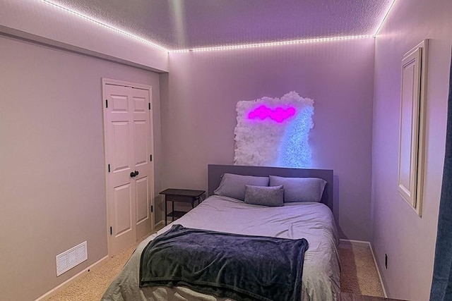 12748 Walker Ave, Kansas City, KS 66109 - bedroom featuring carpet flooring