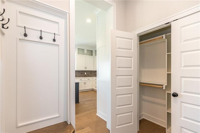 3361 W 187th St, Overland Park, KS 66085 - view of closet