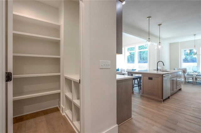 6753 Longview St, Shawnee, KS 66218 - pantry with a sink