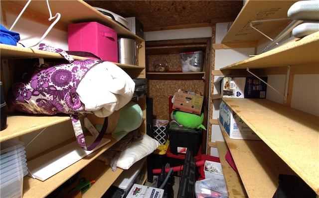 109 SE Rockwood St, Blue Springs, MO 64014 - view of storage room