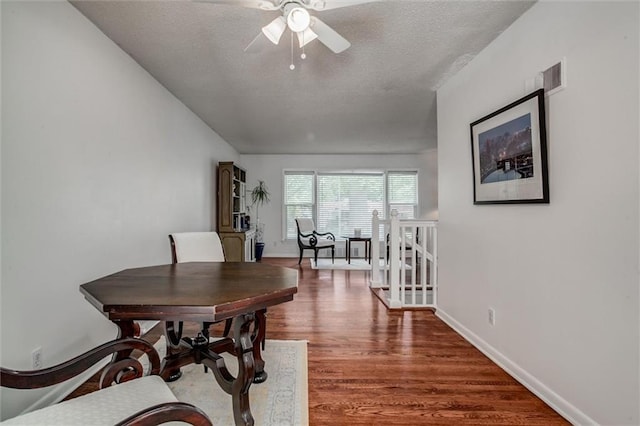 8112 Dearborn Dr, Prairie Village, KS 66208 - photo 3