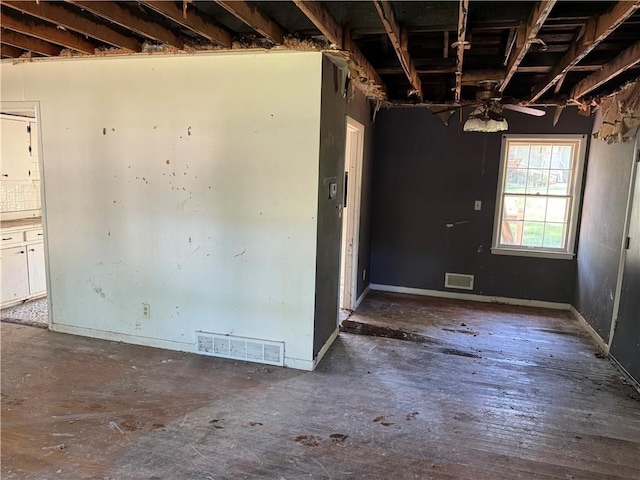 8812 W 72nd St, Overland Park, KS 66204 - view of spare room
