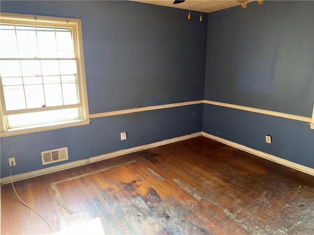 8812 W 72nd St, Overland Park, KS 66204 - unfurnished room featuring wood-type flooring and a ceiling fan