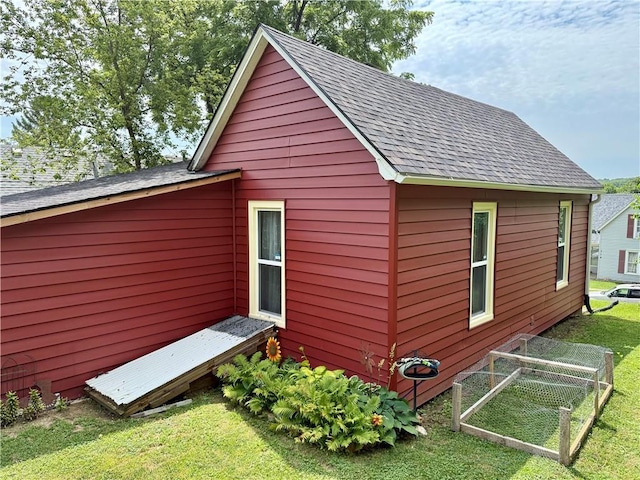 715 Harmon St, Saint Joseph, MO 64504 - view of outdoor structure