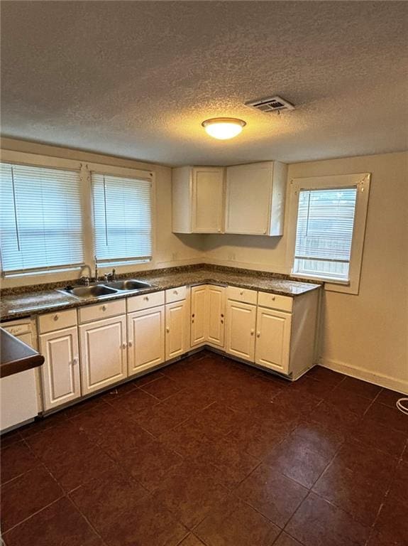 1121 S Grant Ave, Chanute, KS 66720 - photo 5