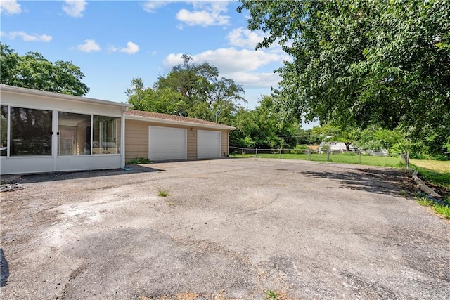 10208 E 68th Ter, Raytown, MO 64133 - photo 34
