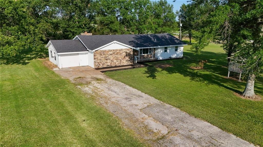 8910 K 39 Hwy, Chanute, KS 66720 - photo 1