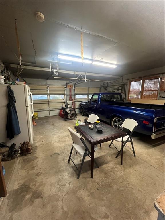 219 S 12th St, Humboldt, KS 66748 - photo 27