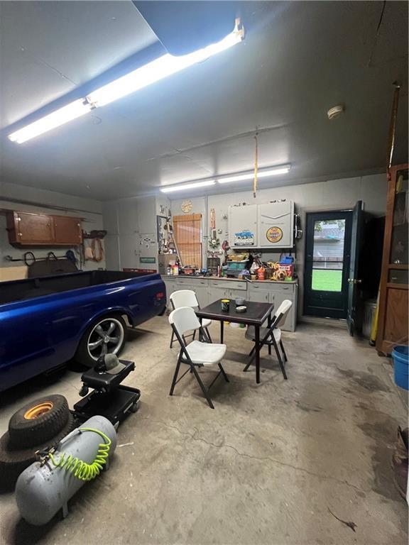 219 S 12th St, Humboldt, KS 66748 - photo 28
