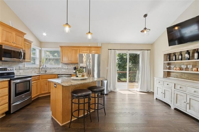 16133 W 157th St, Olathe, KS 66062 - photo 8