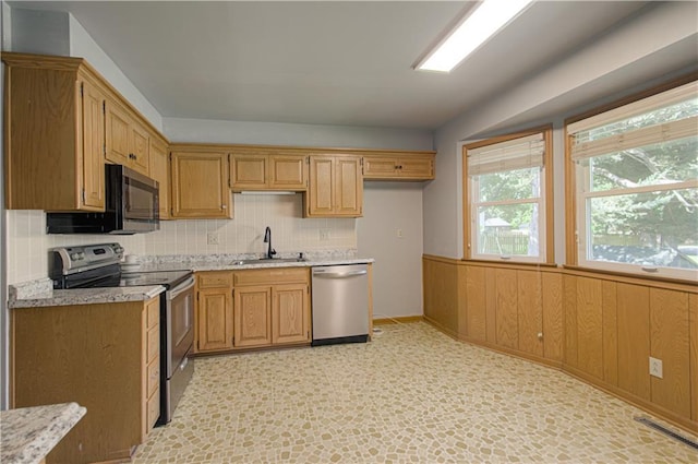 413 W 111th Ter, Kansas City, MO 64114 - photo 9
